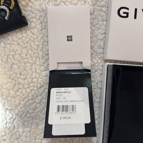 Givenchy Voyou Zipped Card Holder - Picture 7 of 8